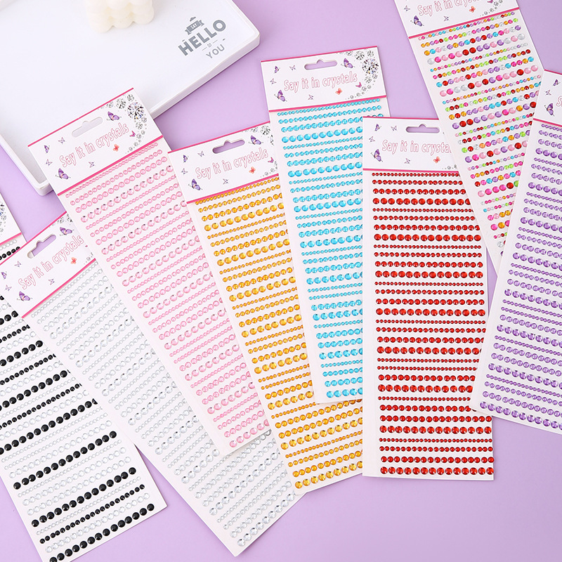 Craft Tools - สติกเกอร์เพชรอะคริลิคหลากหลายขนาด แบบติดเอง สำหรับตกแต่งเคสมือถือ ขวดน้ำ งานฝีมือ DIY