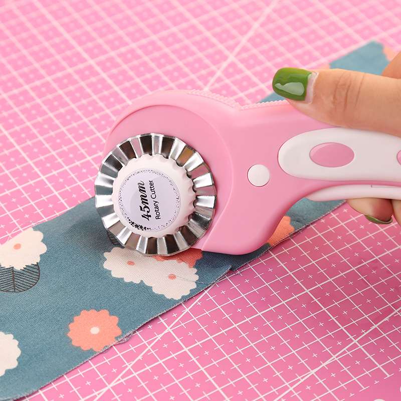 ใบมีดตัดแบบหมุนขนาด 28/45 มม.  - Rotary Cutter For Fabric 45Mm บทวิจารณ์และราคา