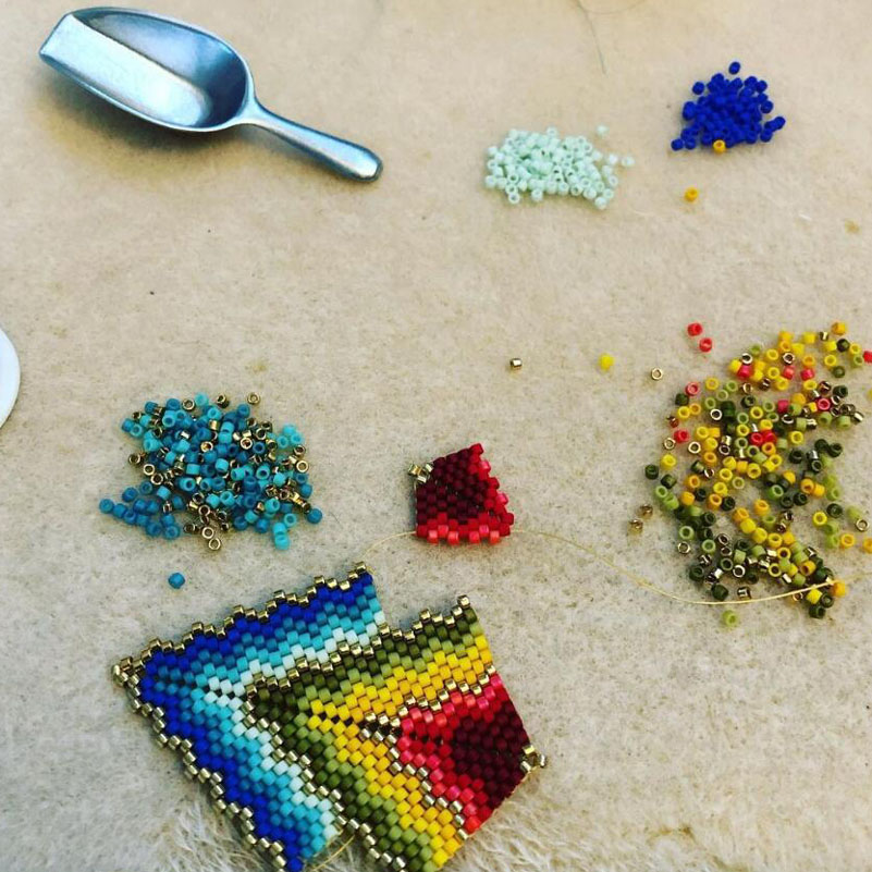 ญี่ปุ่น MKU ลูกปัดแก้วสีเมทัลล - Glass Seed Beads 2Mm Jewelry Making บทวิจารณ์และราคา