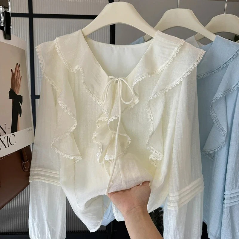 เสื้อเบลาส์แขนยาวคอวีสไตล์ฝรั่ - Embroidery บทวิจารณ์และราคา